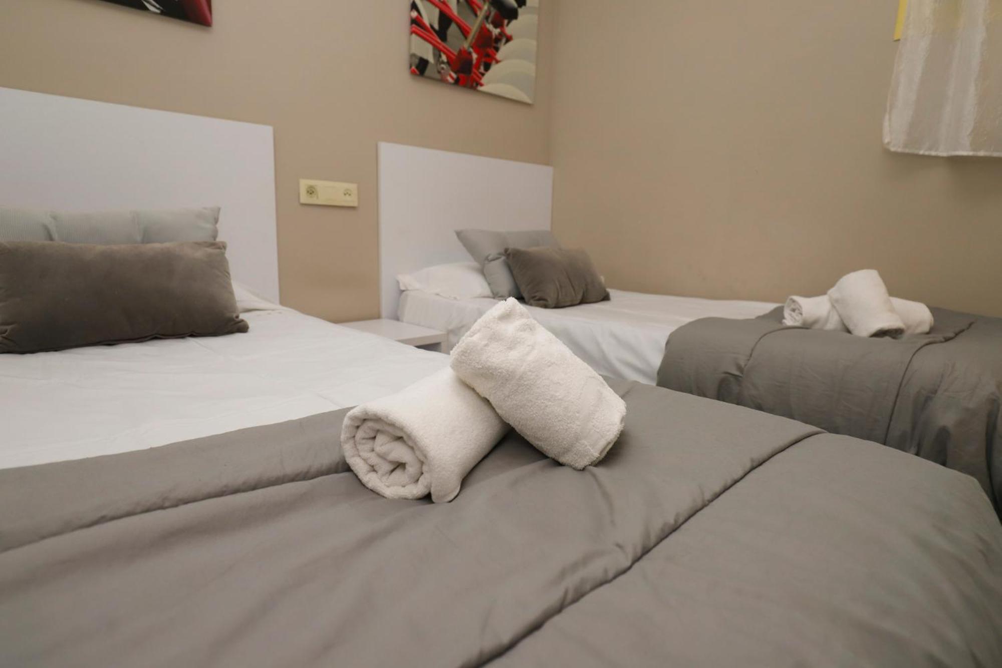 Differentflats Argenta Apartment Salou Bagian luar foto