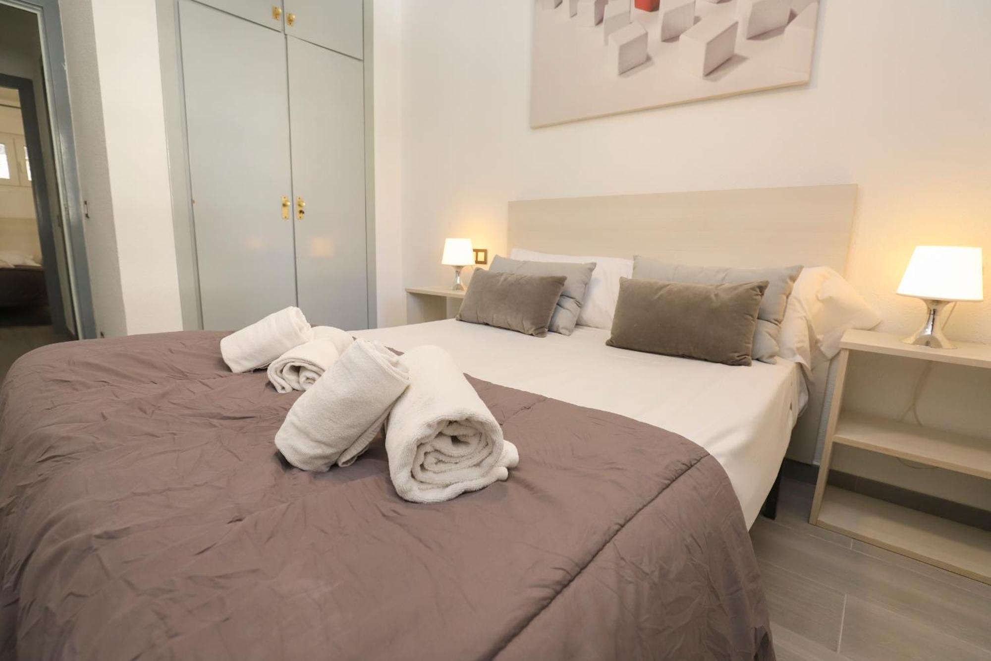 Differentflats Argenta Apartment Salou Bagian luar foto